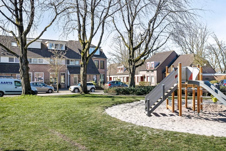 Foto 42 van Dauphinélaan 66