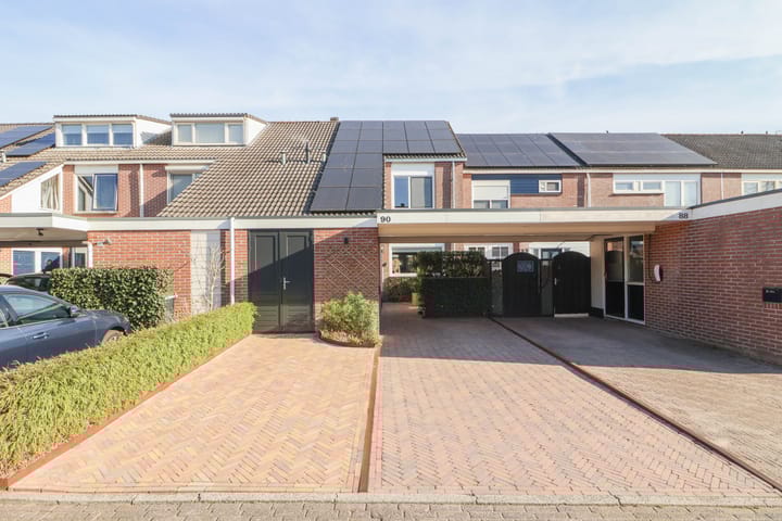 Koopwoningen - huizen te koop in [Funda]