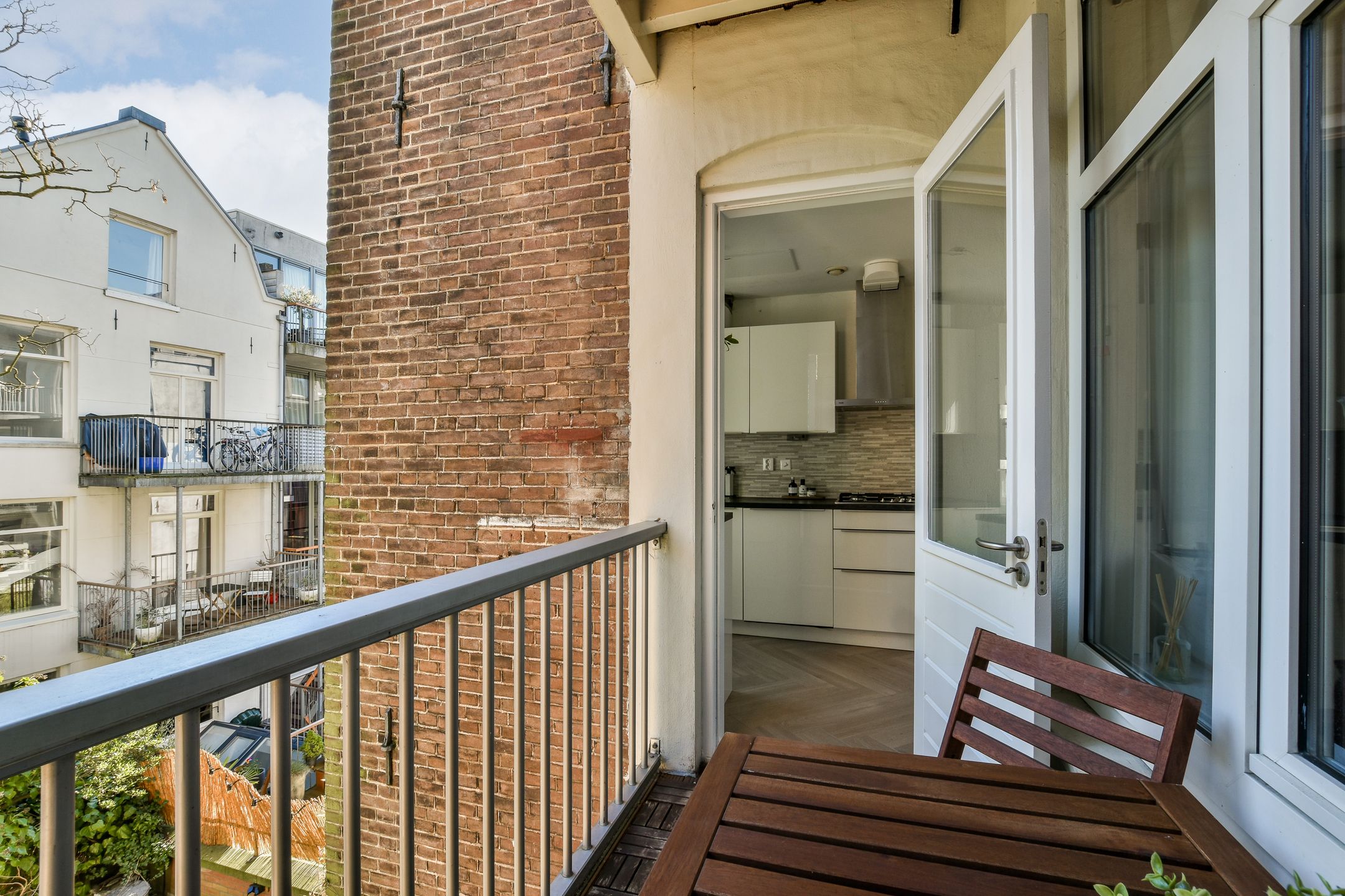 Foto 18 van Albert Cuypstraat 254-B