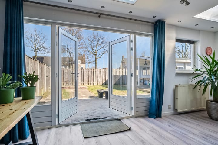 Foto 11 van Lunterenstraat 25