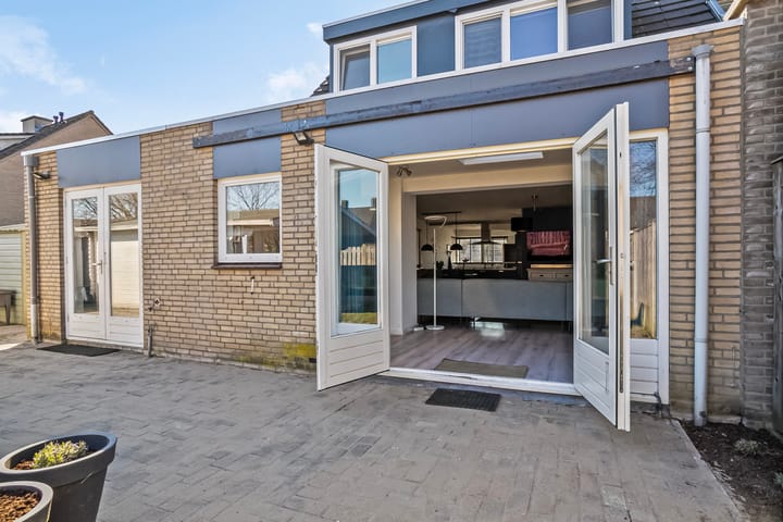 Foto 46 van Lunterenstraat 25