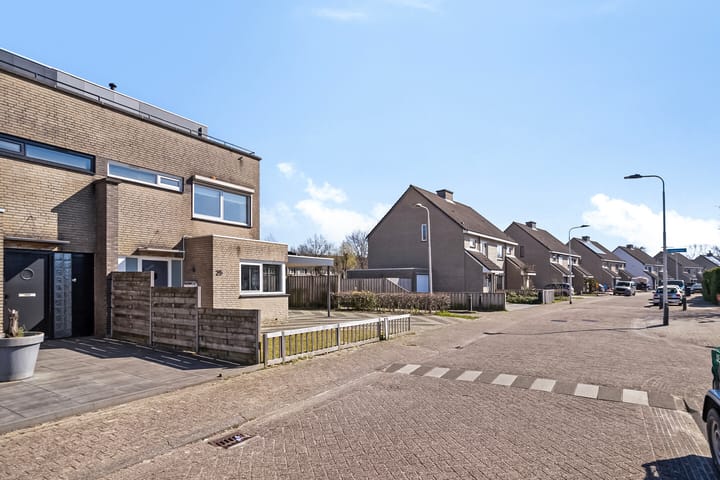 Foto 52 van Lunterenstraat 25