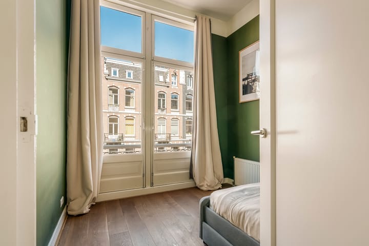 Foto 14 van Ruyschstraat 32-1