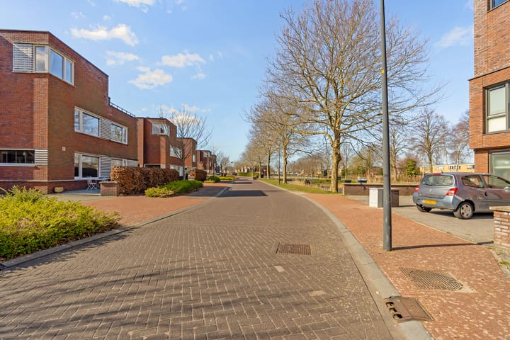 Foto 33 van Tallinnstraat 3