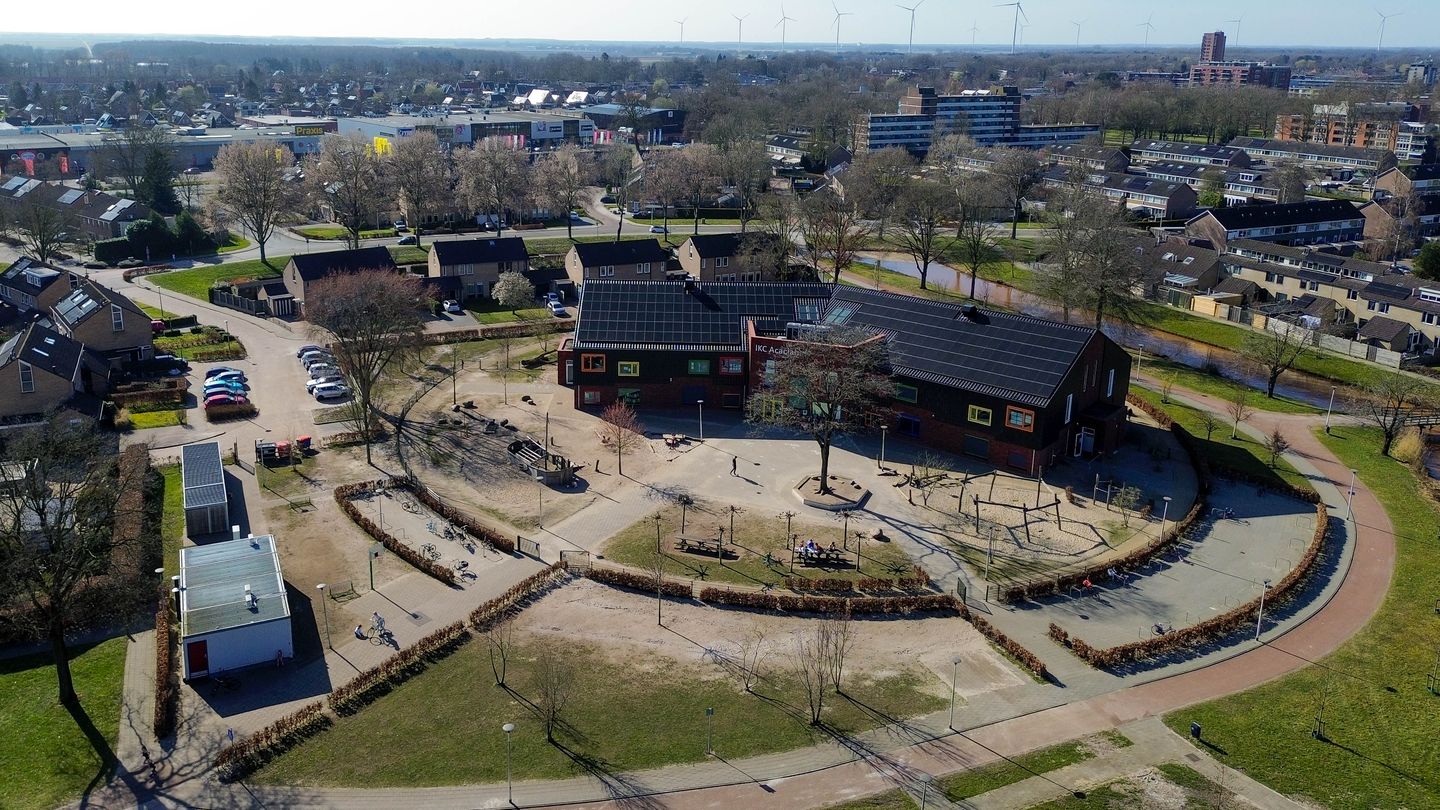 Foto 50 van Elzenhage 55