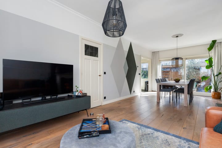 Foto 9 van Graaf Florisweg 42