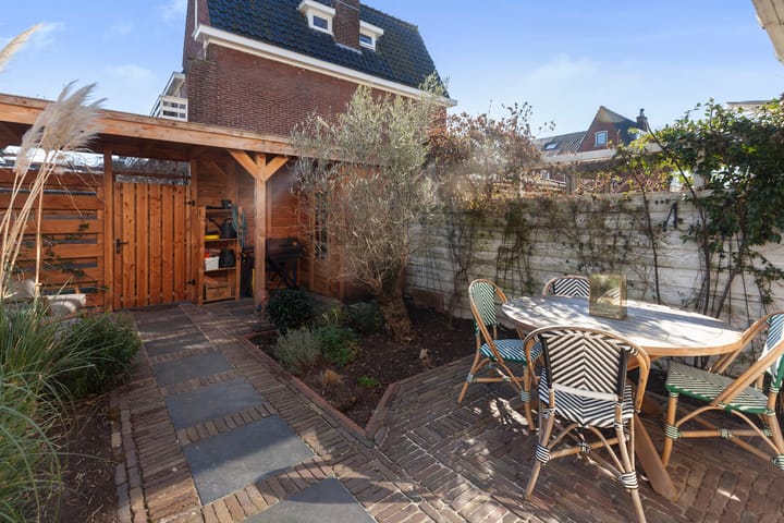 Foto 34 van Graaf Florisweg 42