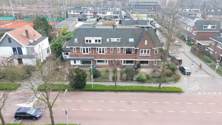 Foto 42 van Graaf Florisweg 42