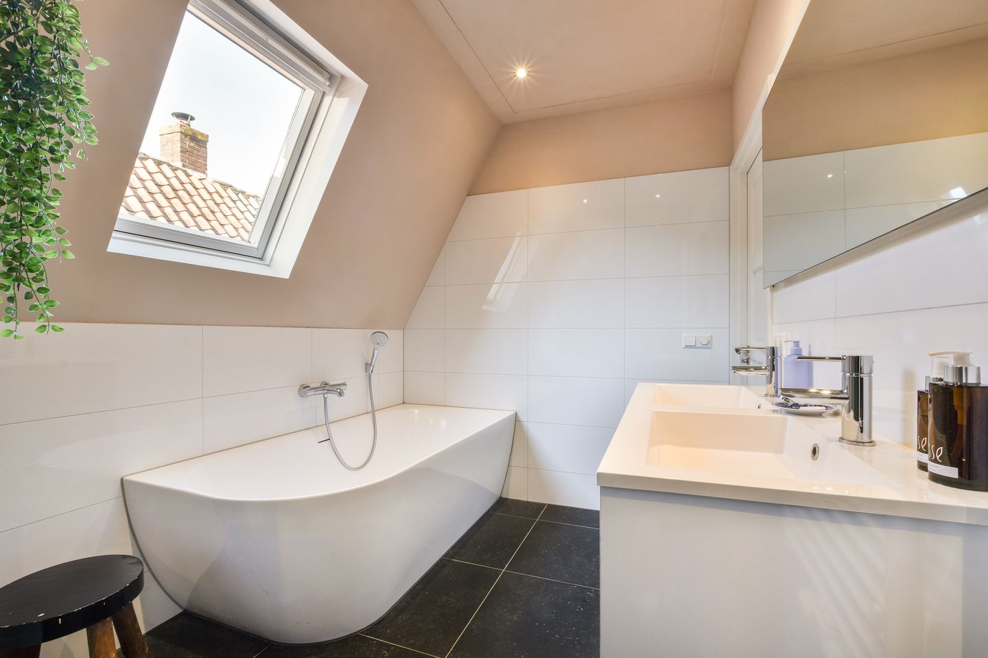 Foto 34 van Dorpsstraat 24