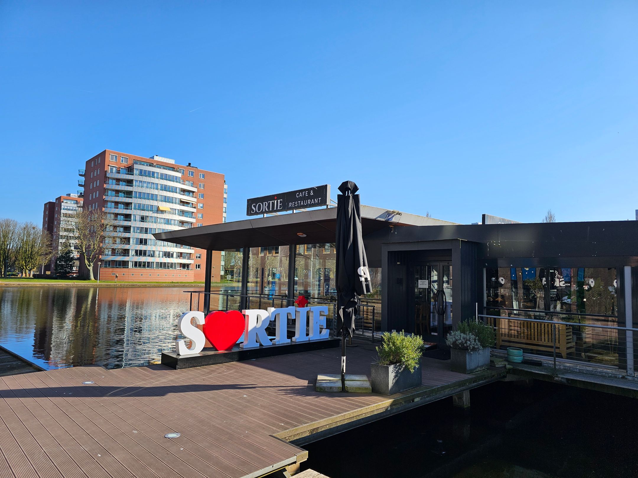 Foto 33 van Cornelis van Rijplantsoen 25