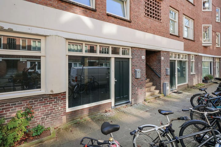 Foto 2 van Cornelis Trooststraat 24-H