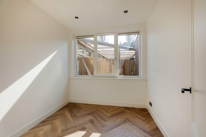 Foto 5 van Cornelis Trooststraat 24-H