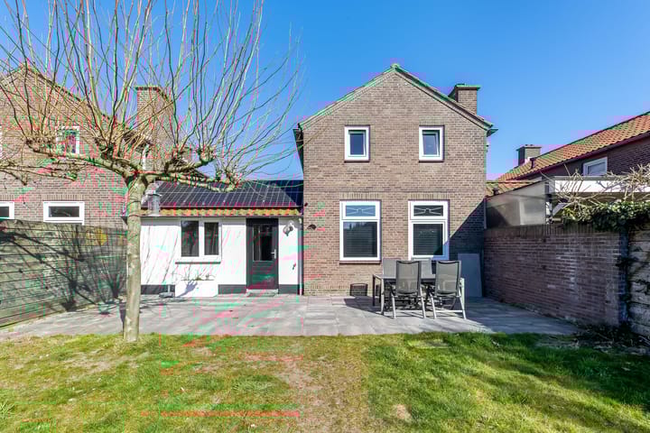 Foto 2 van Alde-Biezenstraat 23