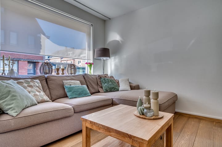 Photo 9 of Roothaanstraat 1