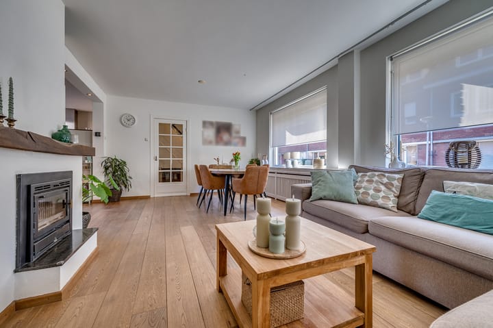 Photo 10 of Roothaanstraat 1