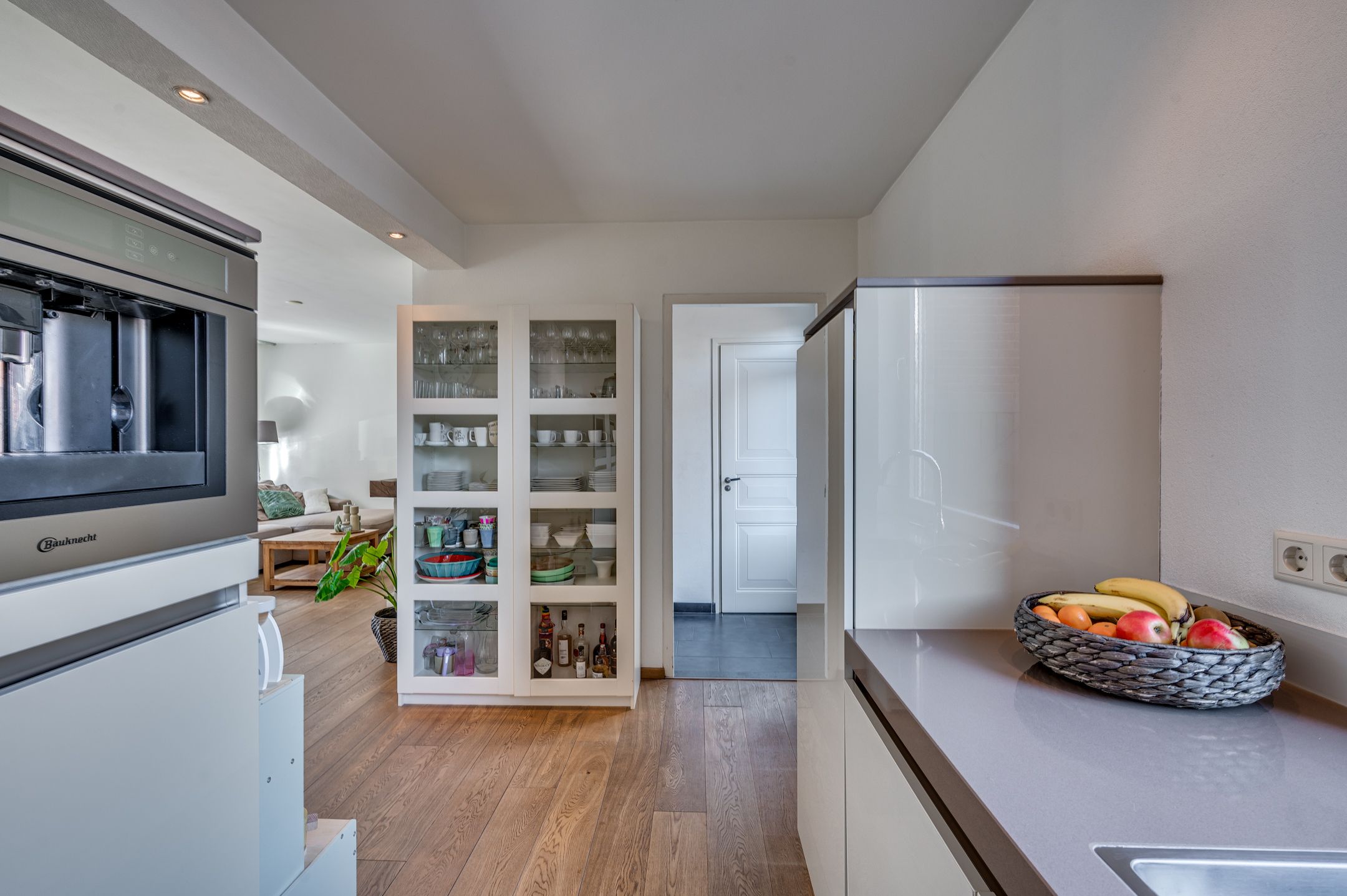 Foto 18 van Roothaanstraat 1