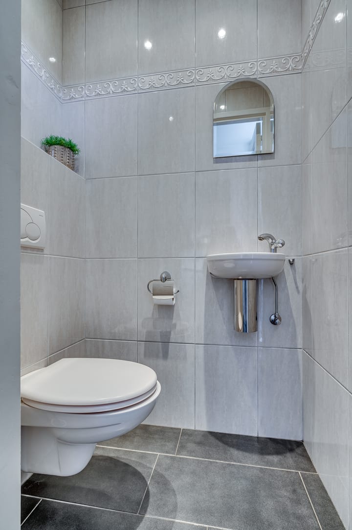 Photo 22 of Roothaanstraat 1