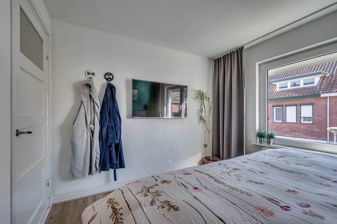 Foto 26 van Roothaanstraat 1