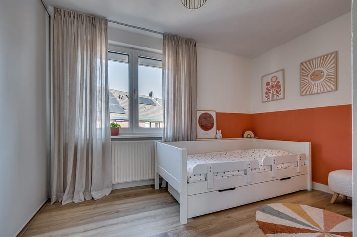 Photo 27 of Roothaanstraat 1