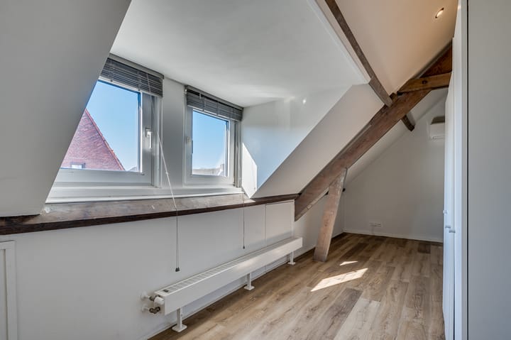 Photo 50 of Roothaanstraat 1