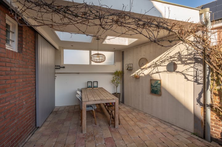 Photo 56 of Roothaanstraat 1