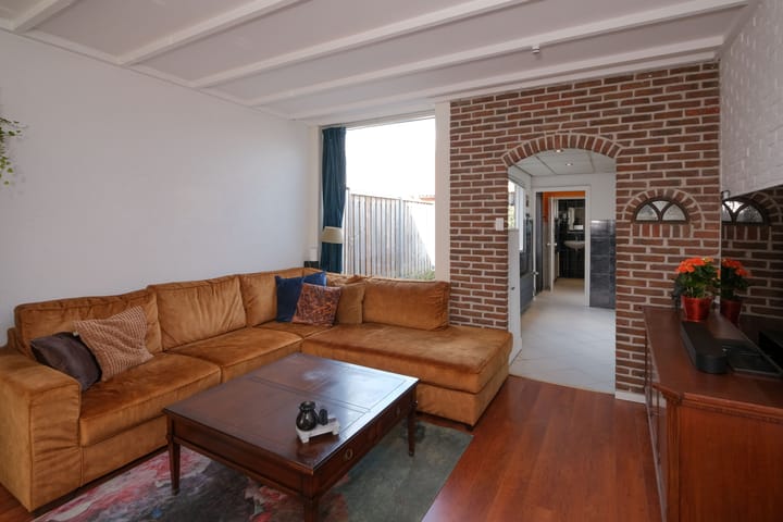 Foto 8 van Anjelierstraat 46