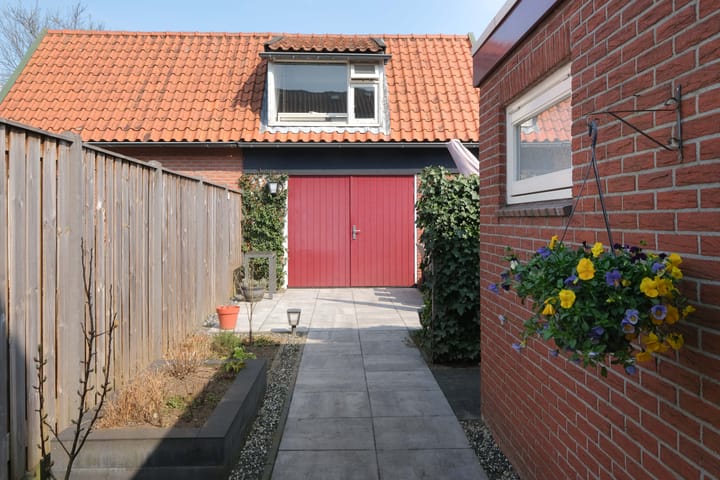 Foto 16 van Anjelierstraat 46