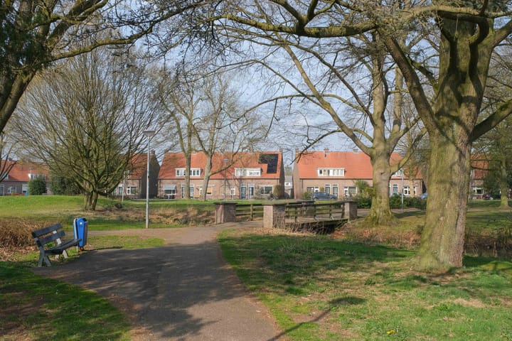 Foto 28 van Anjelierstraat 46