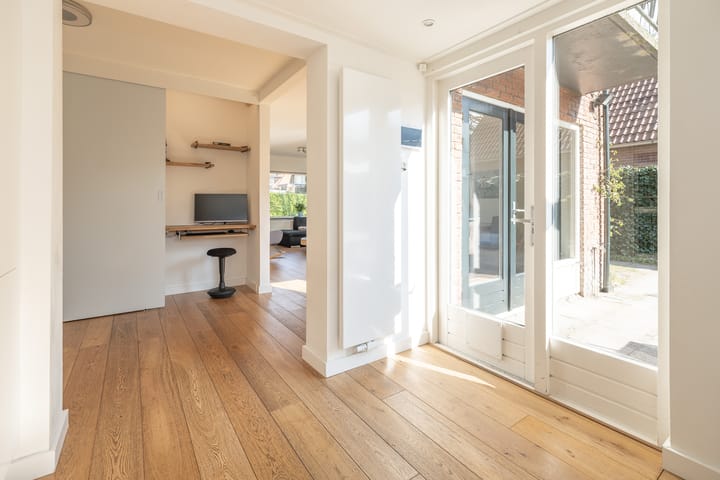 Foto 13 van van Heeckerenlaan 3