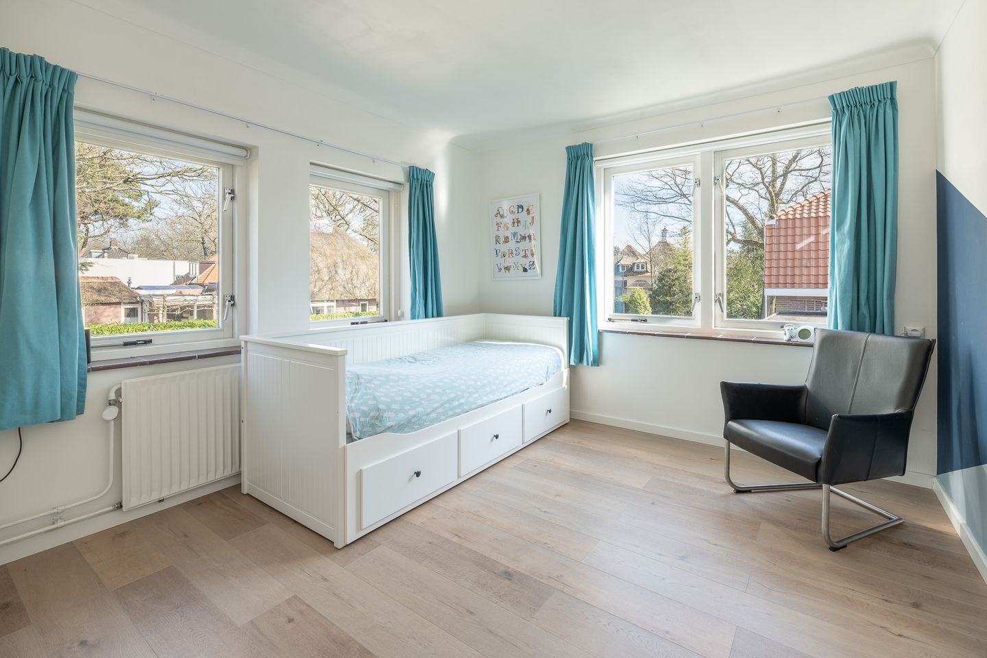 Foto 19 van van Heeckerenlaan 3