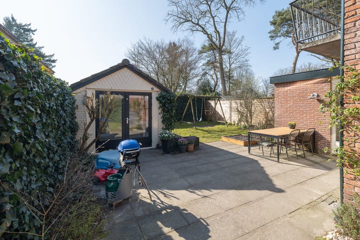 Foto 44 van van Heeckerenlaan 3