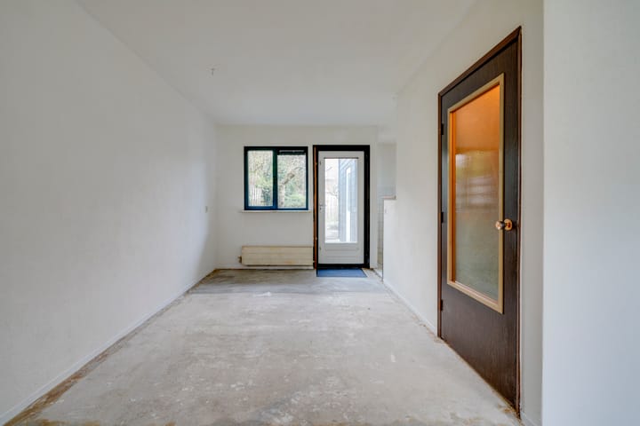 Photo 5 of Sierduif 18