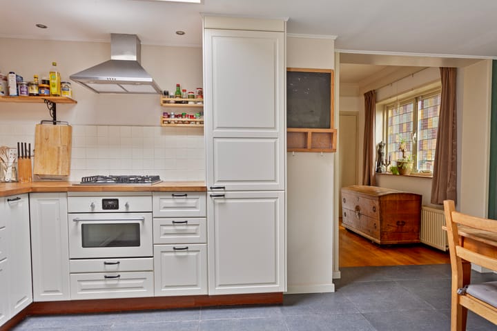 Foto 13 van Voortsweg 365