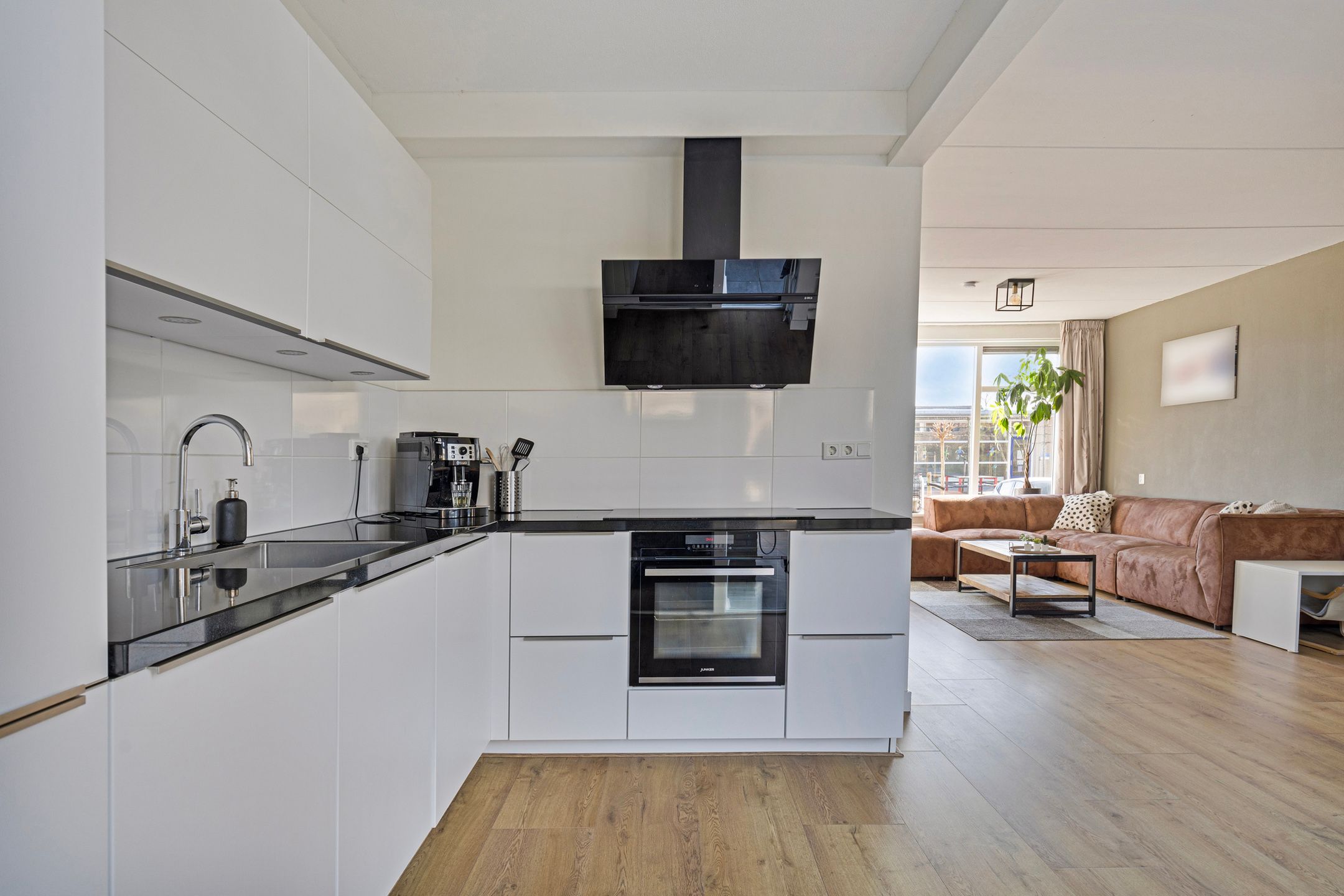 Foto 15 van Suderom 7