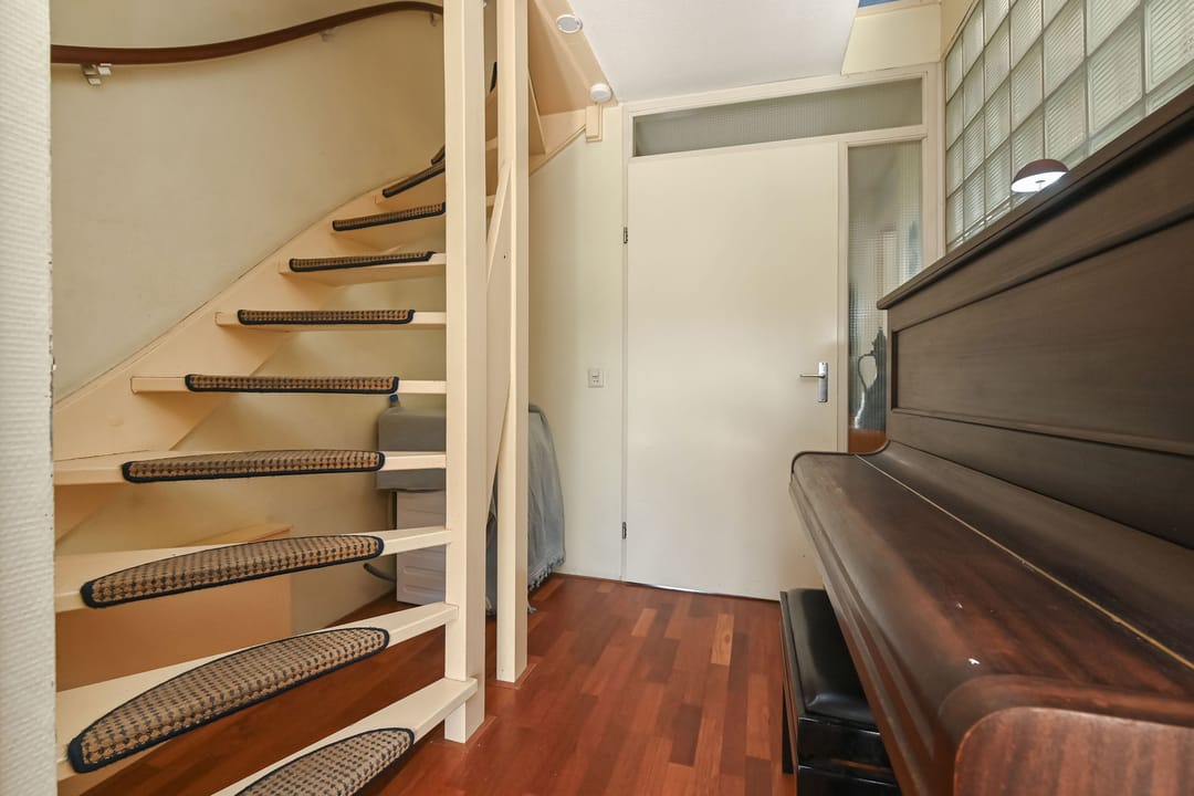 Foto 23 van Burgemeester van der Veldestraat 80