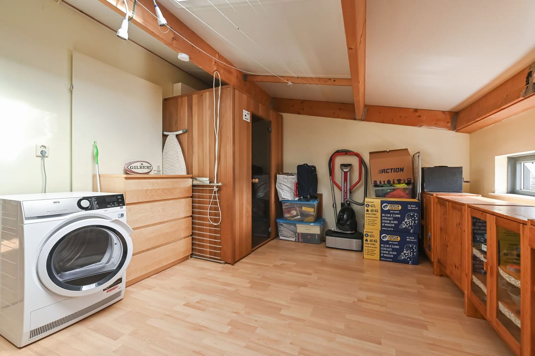 Foto 37 van Burgemeester van der Veldestraat 80