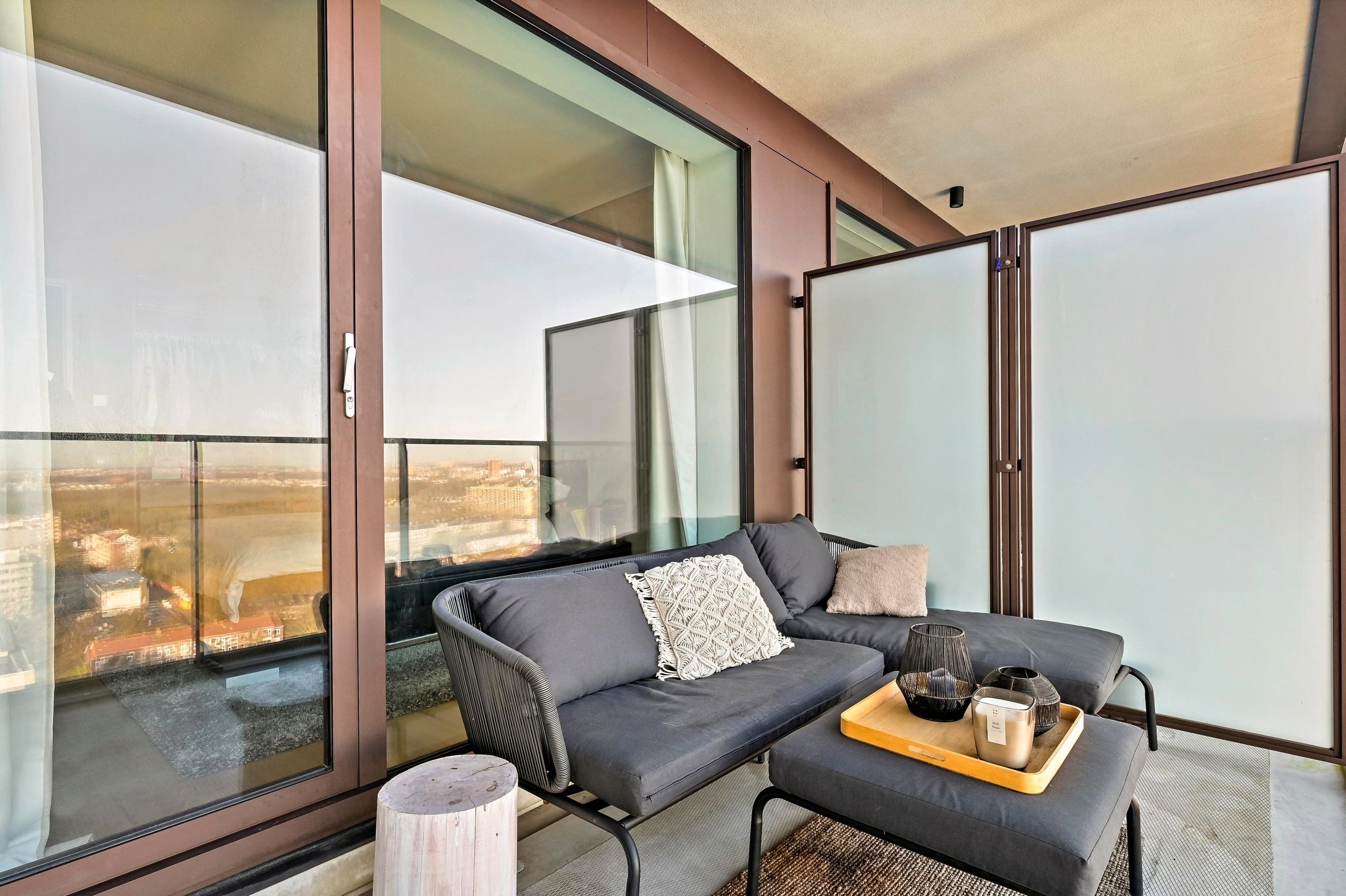 Foto 21 van C.T. Storklaan 541