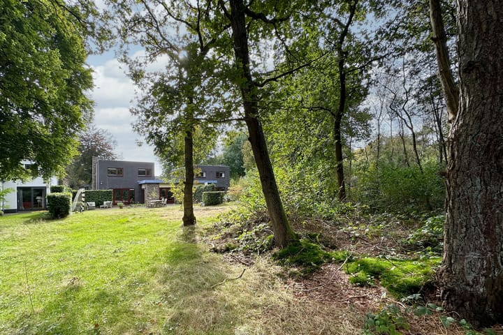 Foto 2 van Krönerweg 7