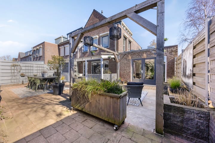 Foto 31 van Eduard Jacobslaan 17