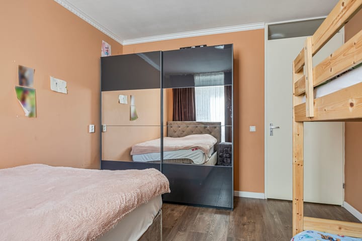 Foto 25 van Osdorper Ban 955