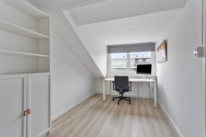 Foto 32 van Josephus Jittastraat 3