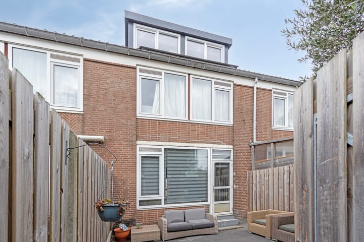 Foto 38 van Josephus Jittastraat 3