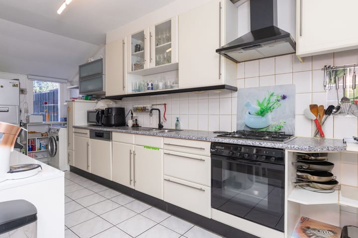 Foto 12 van Ceder 72