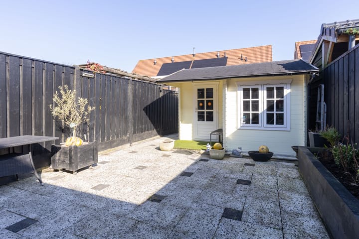 Foto 17 van Ceder 72