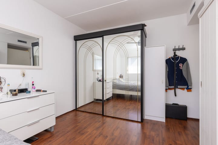 Foto 21 van Ceder 72