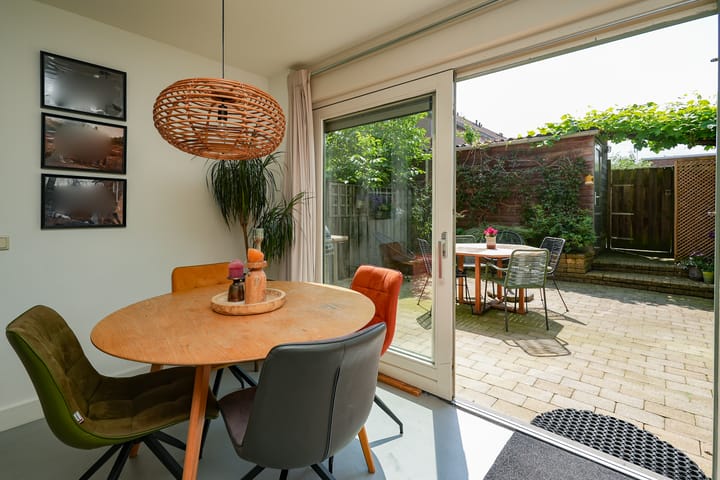 Foto 15 van Lobeliastraat 16