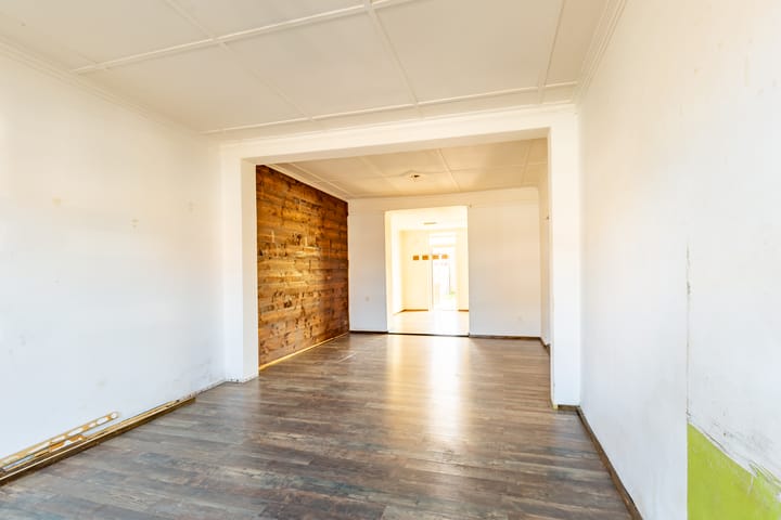 Photo 6 of Laurastraat 121