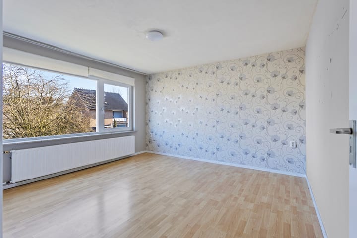 Foto 10 van Meidoornstraat 4