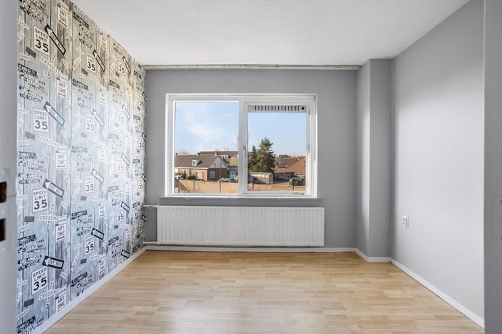 Foto 12 van Meidoornstraat 4