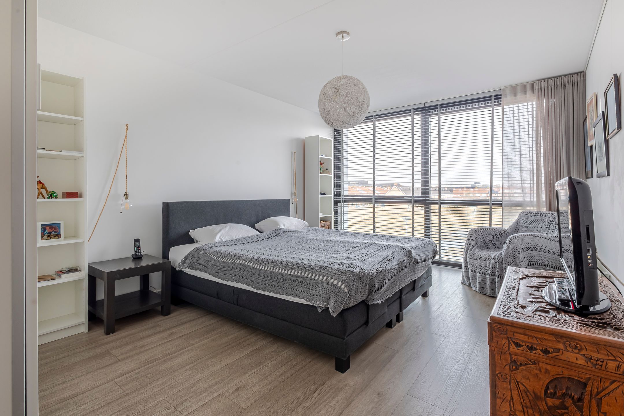 Foto 9 van Prof. Lorentzlaan 1